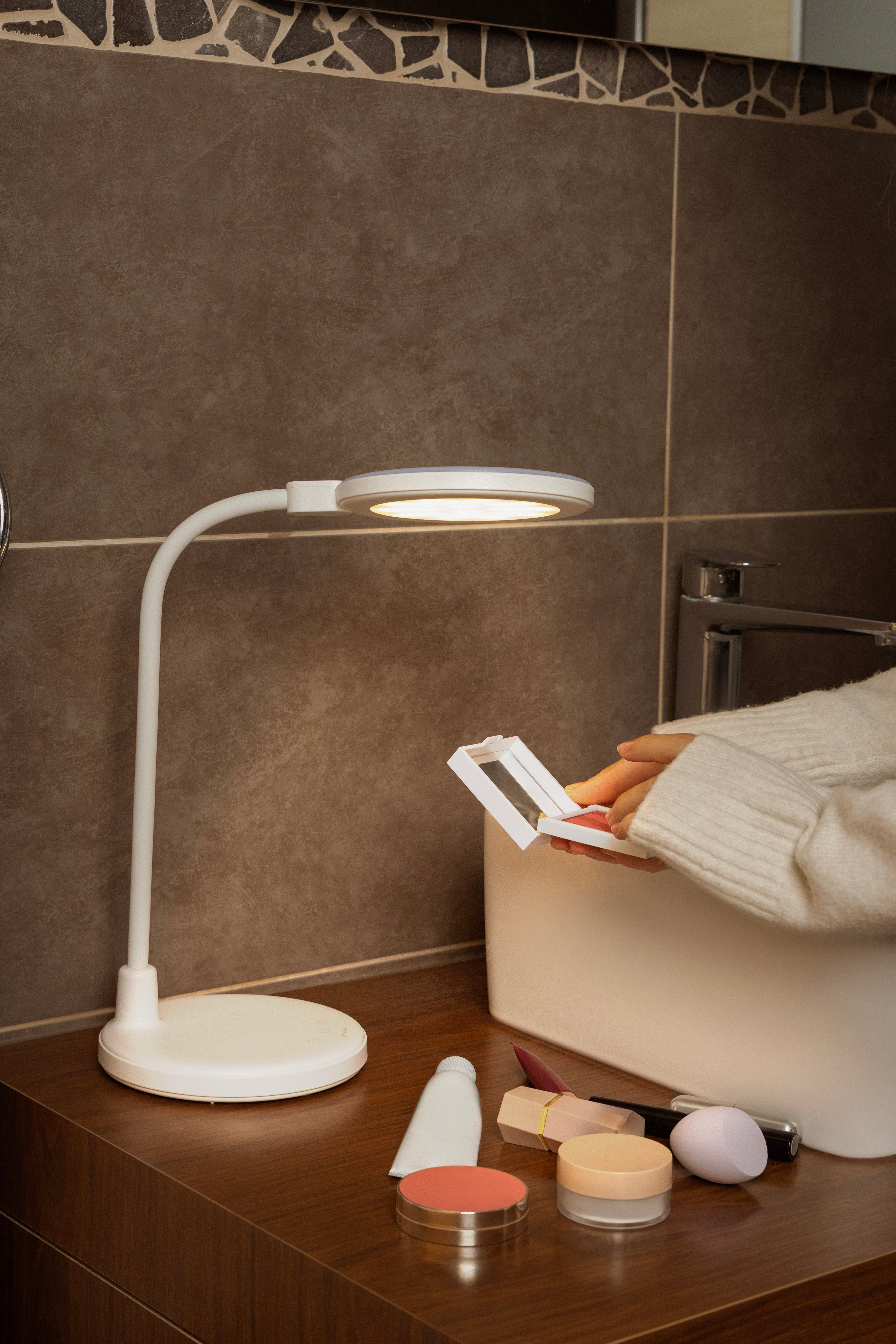 Llampë tavoline Proove On Fleek – 2200 mAh, ndriçim LED me rikarikim USB