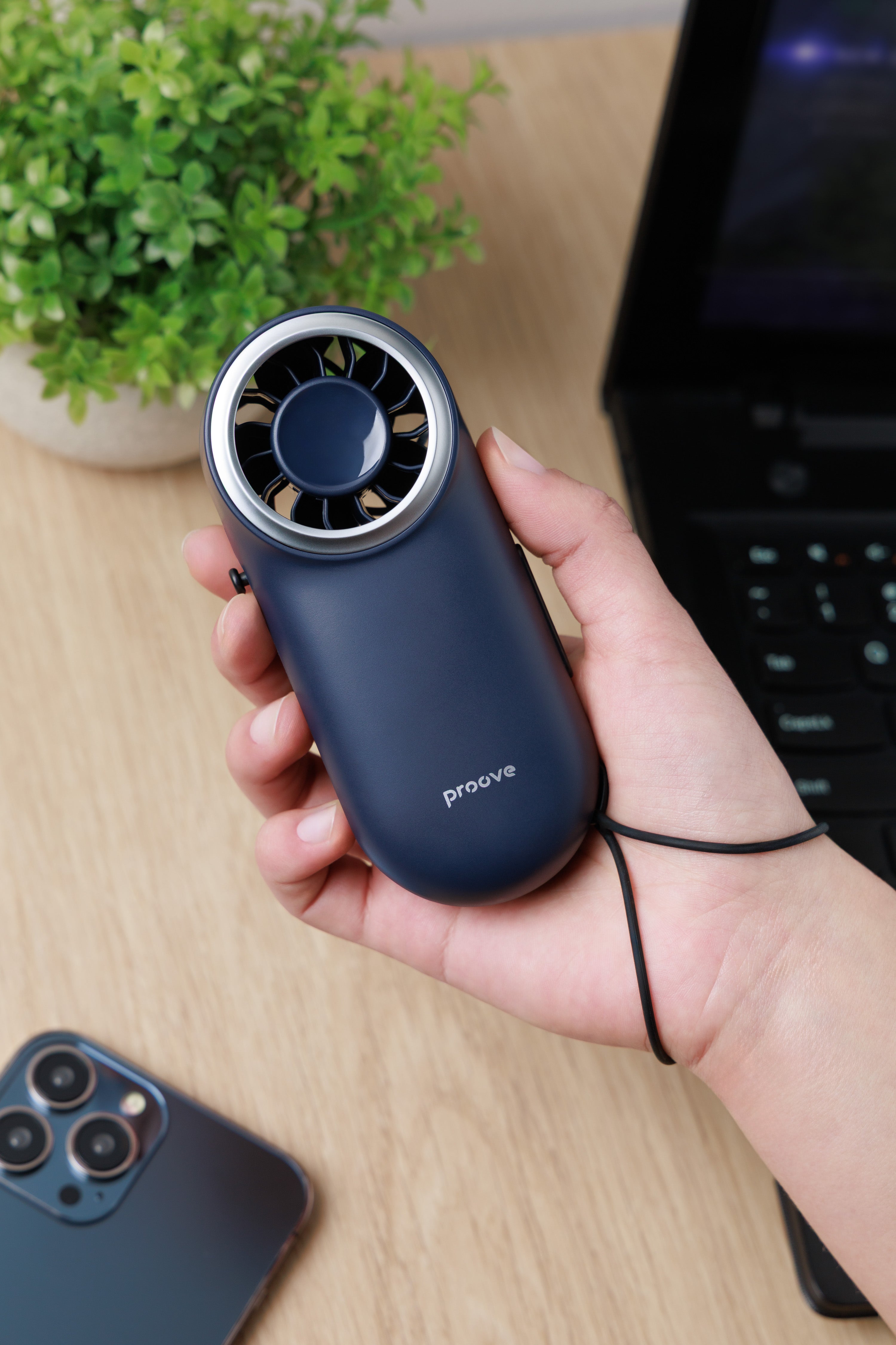 Ventilator portativ Proove Wing, 2000mAh, 4W, i kaltër
