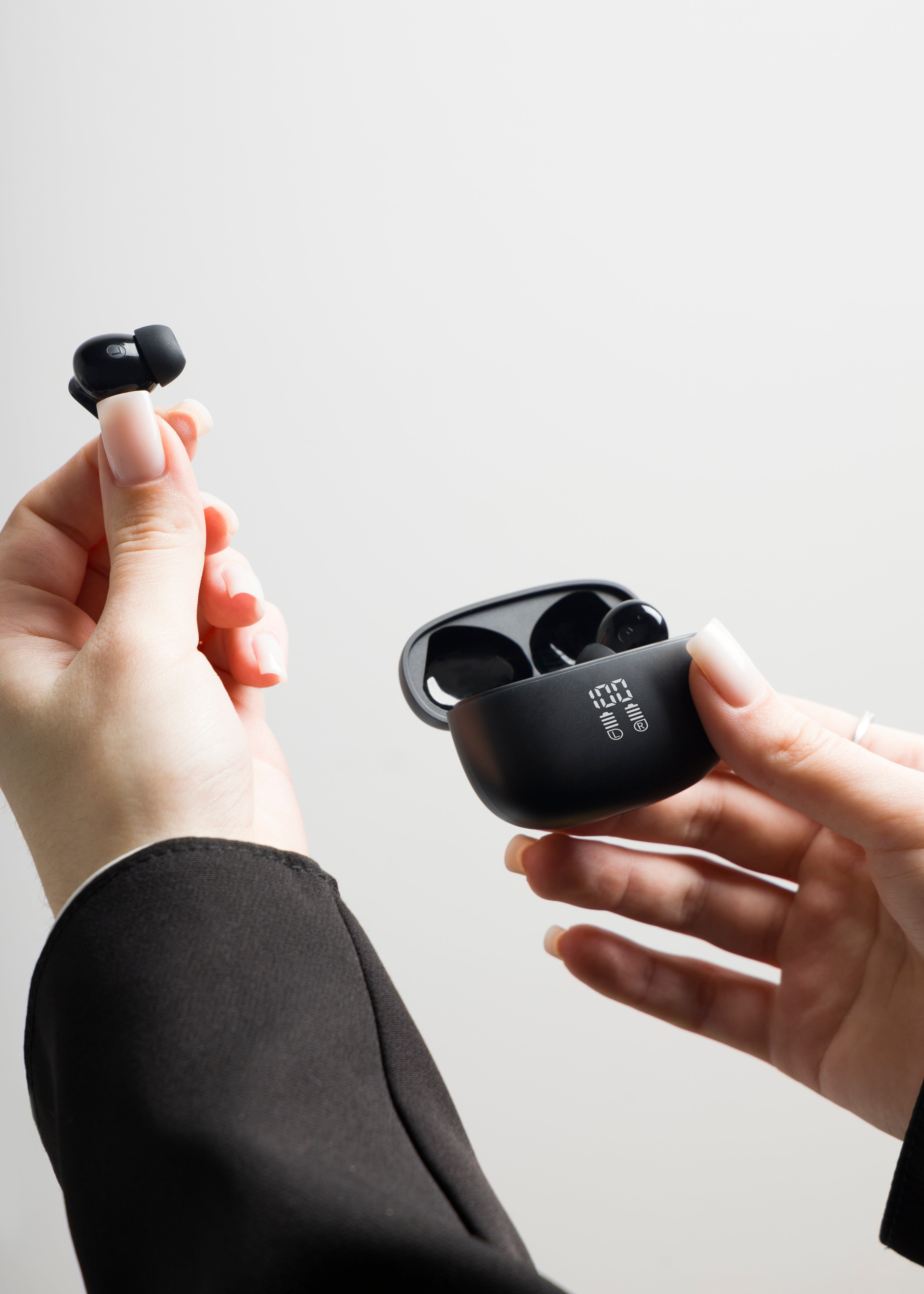 Dëgjuse wireless Proove Intro Pro, IPX4, me aplikacion, të zeza