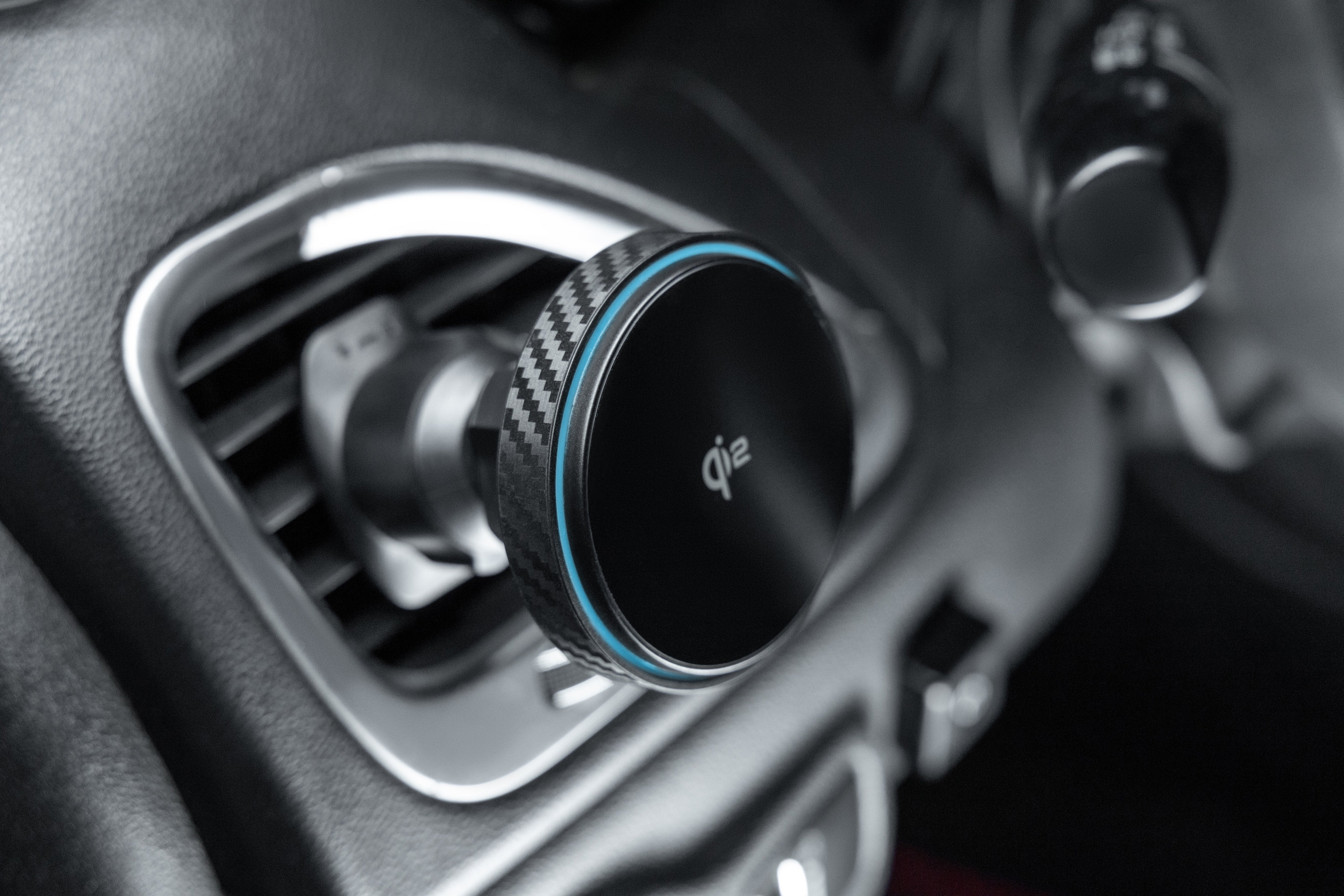 Mbajtëse magnetike për telefon me karikim wireless Proove Graphite Circle Qi2, 15W, për ventilim makine, e zezë