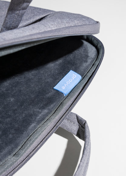 Çantë për laptop Proove Iris 15.6″, Oxford 300D, e zezë