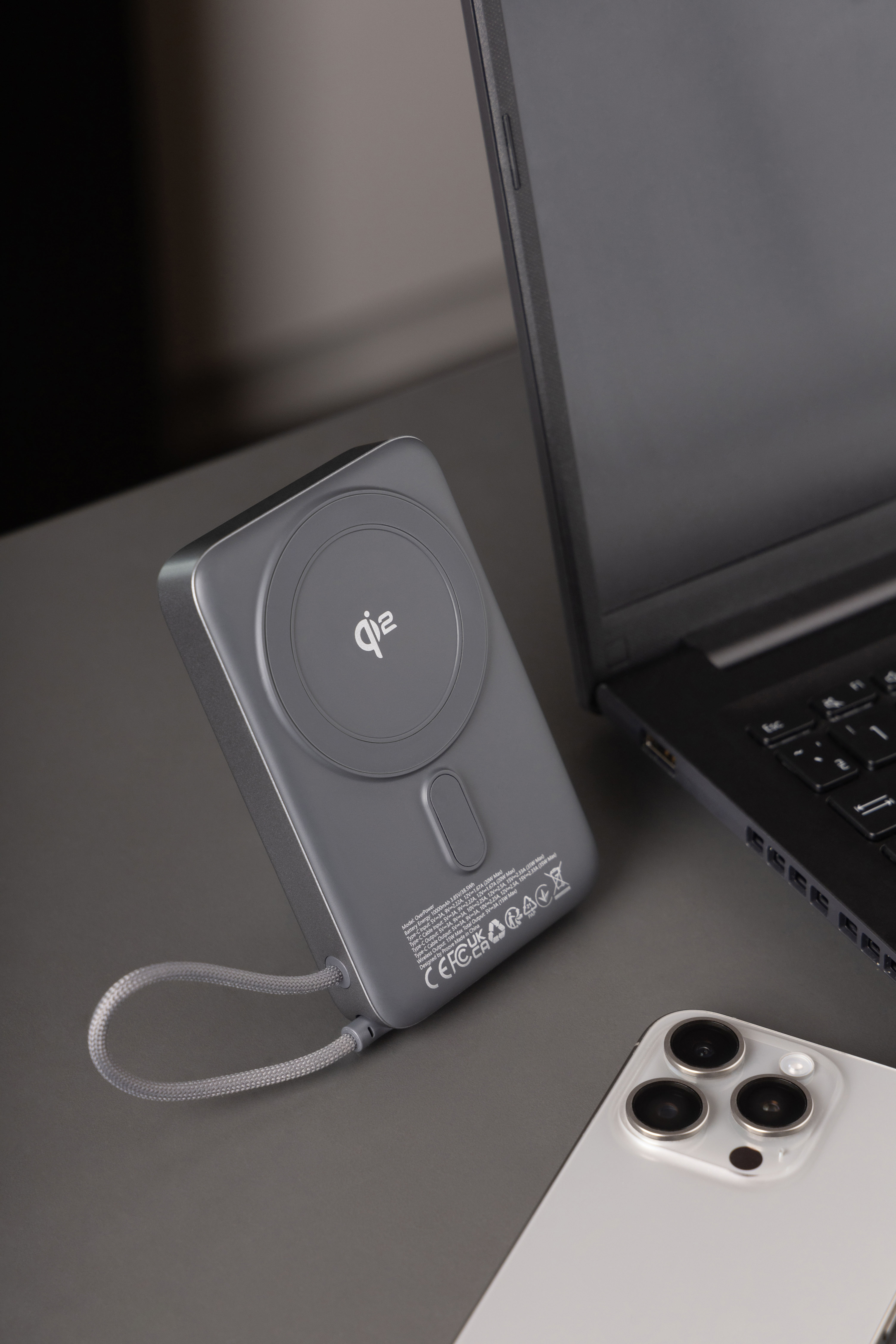 Powerbank Proove OverPower, 10000mAh, 35W, Qi2, me kabllo të integruar, gri